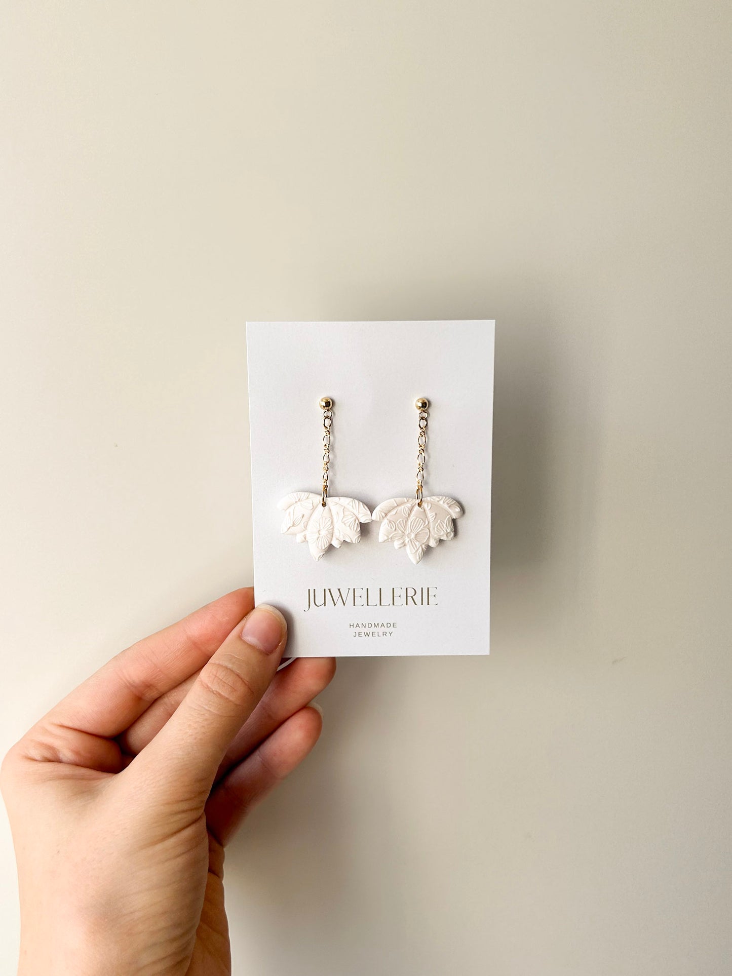 Earrings | No. 58 | Lotus | White